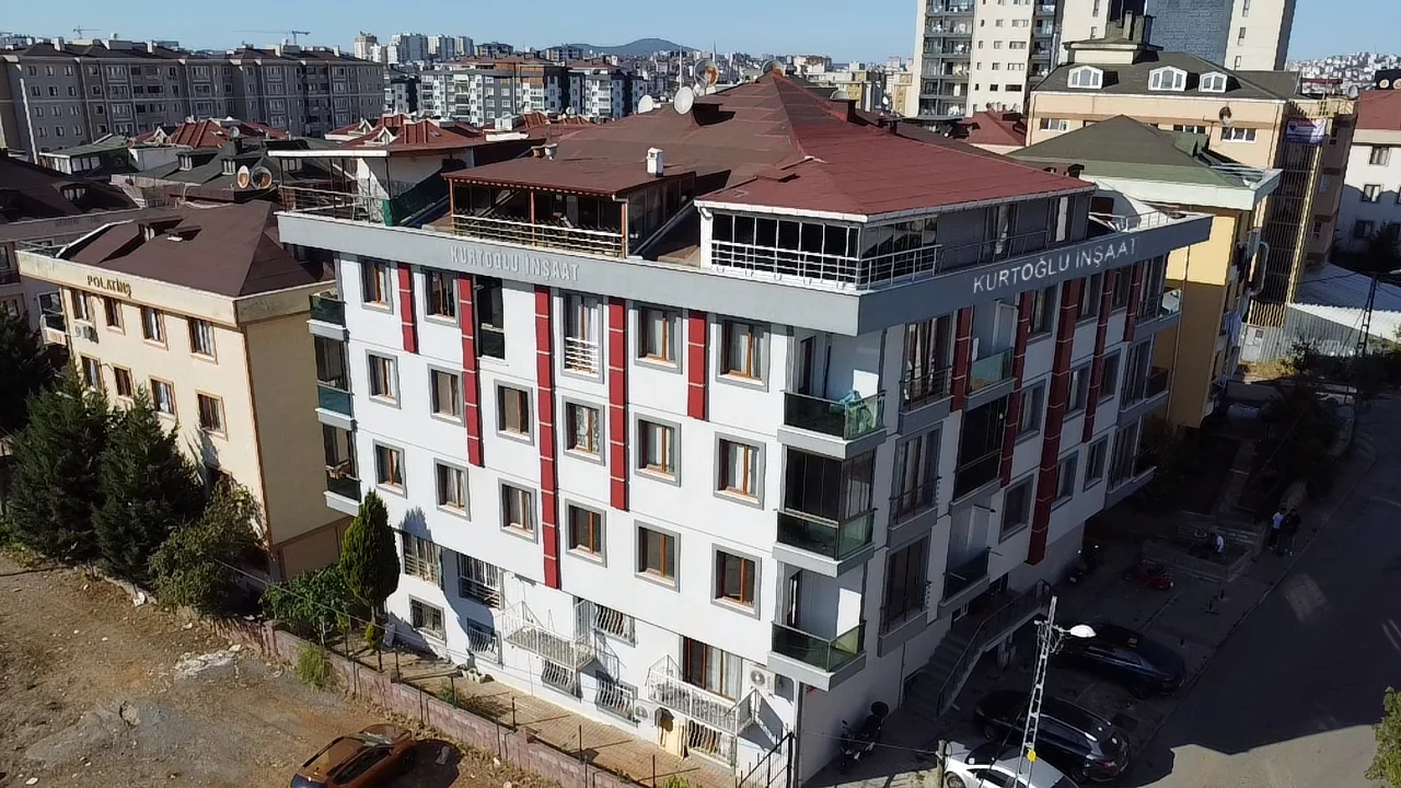 Aydınlar Apartmanı