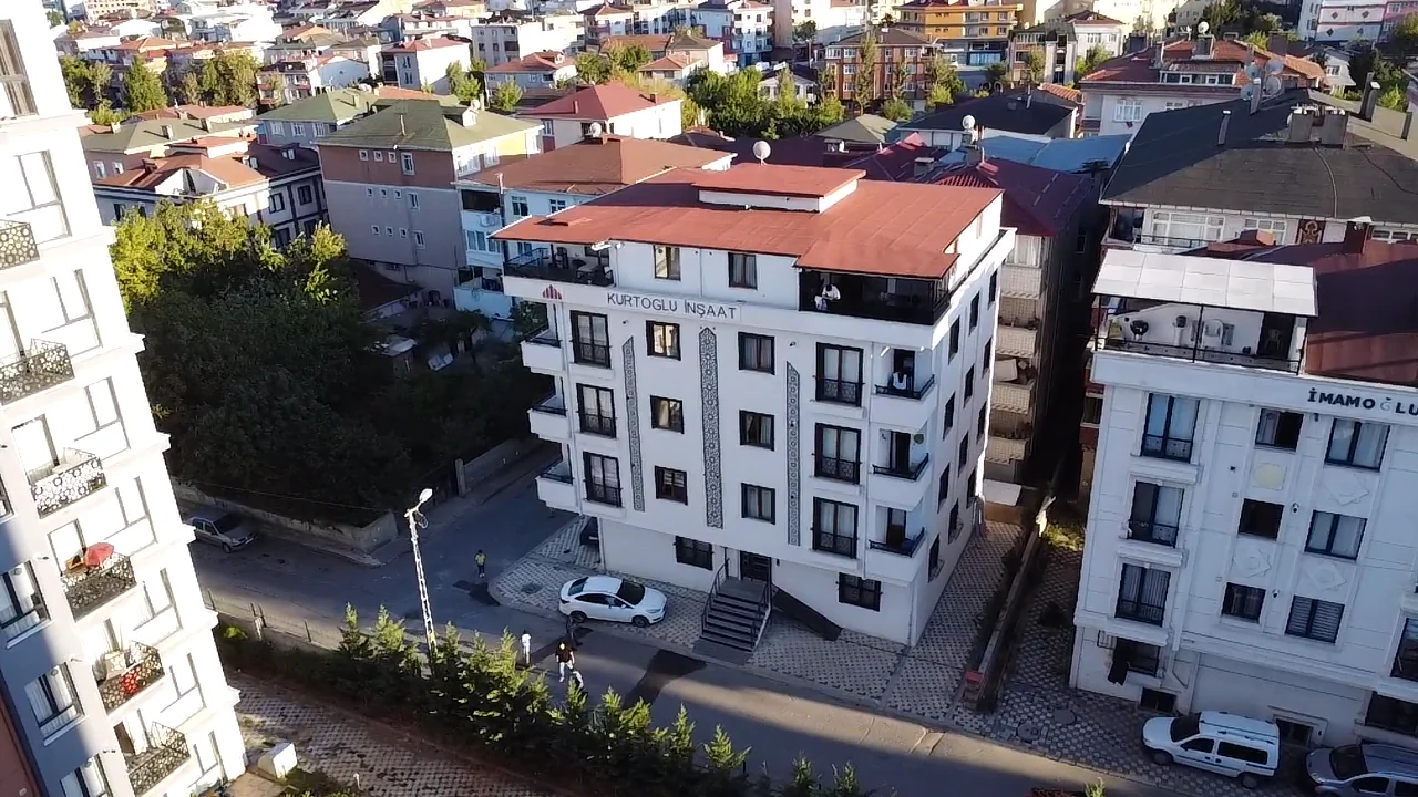 İnceler Apartmanı